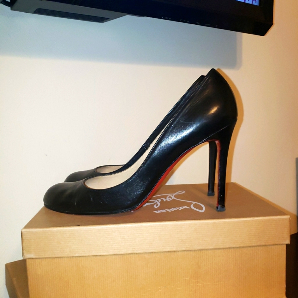 Christian Louboutin Simple Pump Size 42